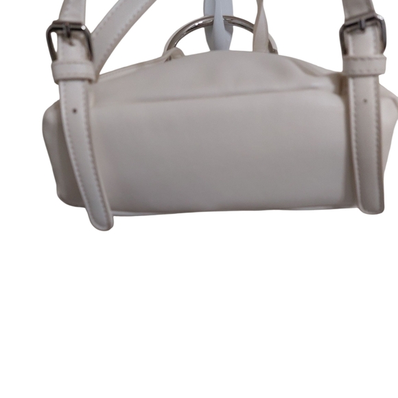 Forever 21 Soft Gray Backpack - Picture 5 of 6